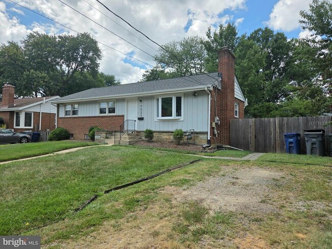 Photo - 7020 Quander Rd