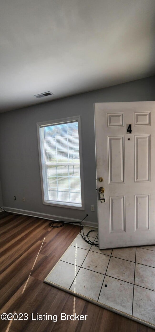 Photo - 8608 Standing Oak Dr Unit 1