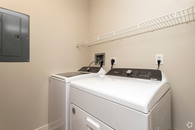 3BR, 3BA - Newcastle - Cambridge Villas