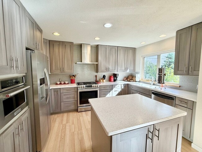 Photo - SEASONAL OCEANFRONT HOME