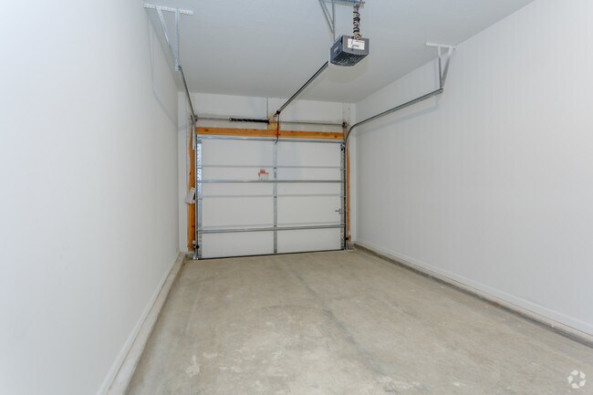 3BR, 2.5BA - 1382 SF