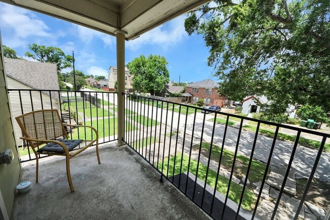 Photo - 3012 Isabella St