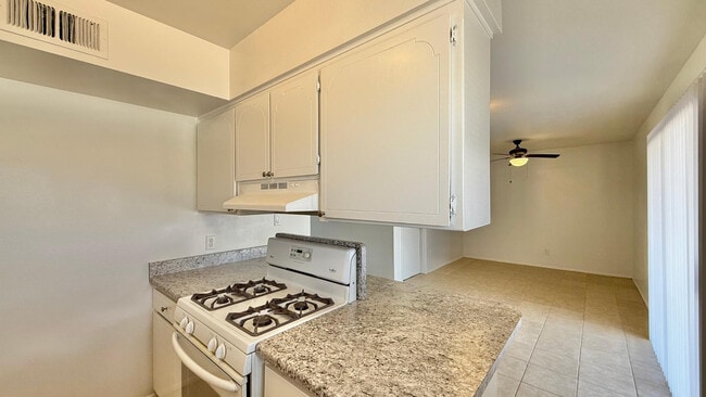 Photo - 12602 N 21st Ave