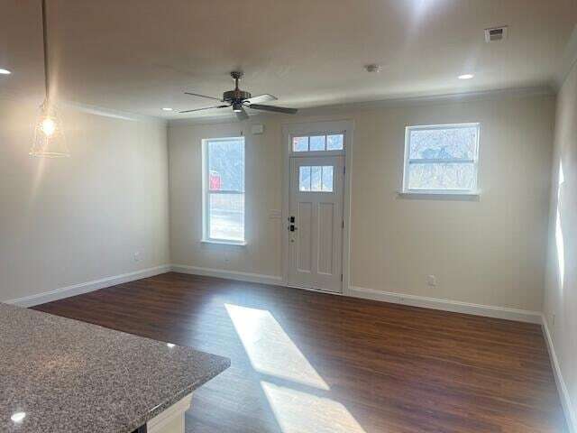 Photo - 1923 Cypress Ln