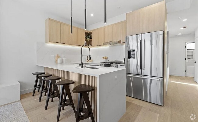 Building Photo - 130 5th St Unit 4 Rental