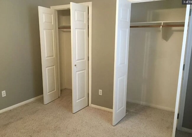 Photo - 1742 Rock Hollow Loop