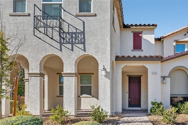 Photo - 3242 Trabia Ave