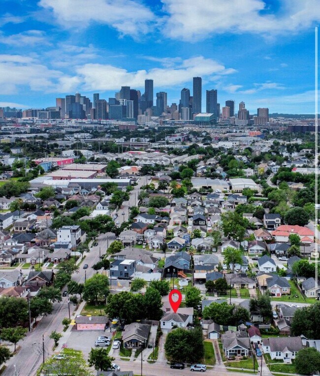 Photo - 109 N Eastwood St