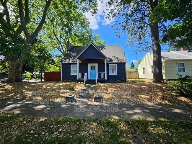 Photo - 7209 N McKenna Ave