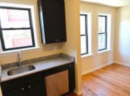 Building Photo - 2807 W Lawrence Ave Unit B3W