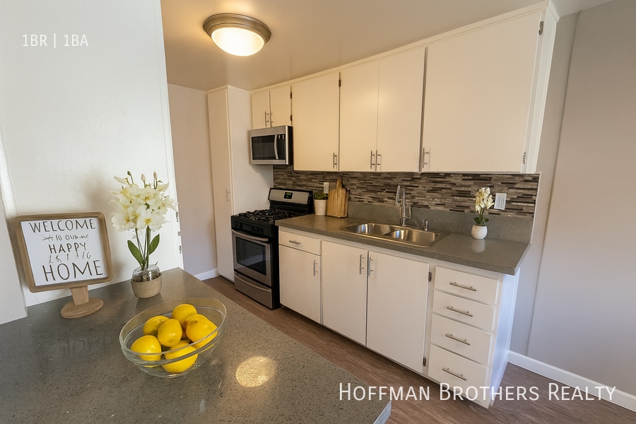 Photo - 291 Avocado St Unidad 9