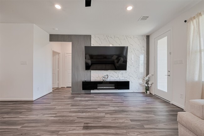 Photo - 21611 Shadowbrook Birch Dr House