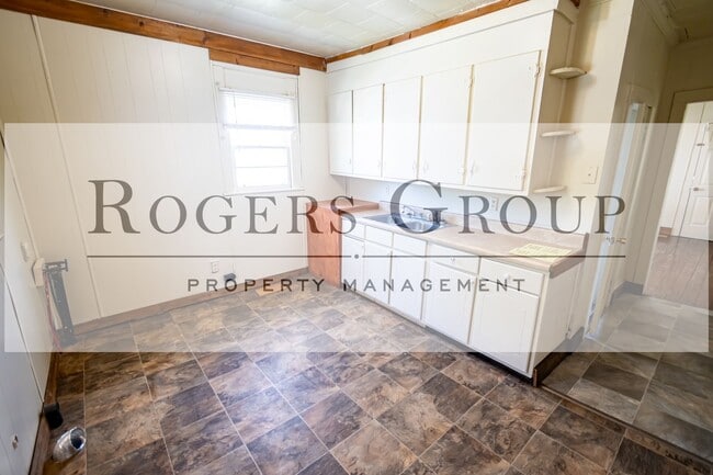Photo - 623 Farrar Ave