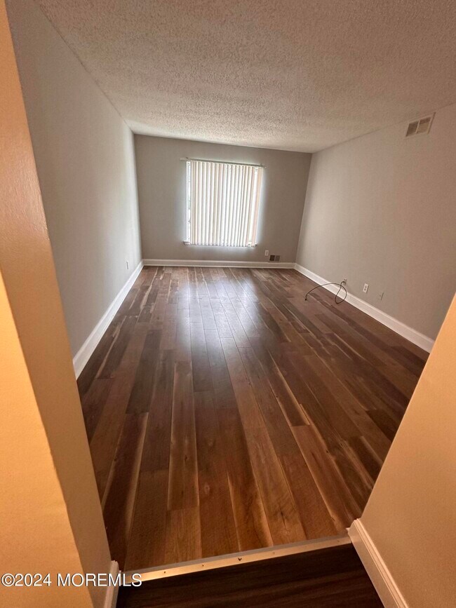 Photo - 88 Greenwood Dr