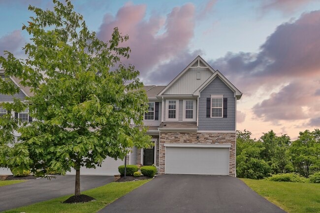 Photo - 149 Lockheed Dr Townhome
