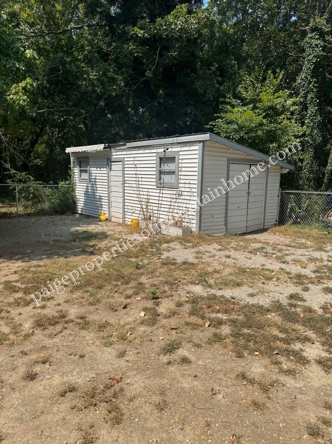 Photo - Charming 3 bed, 2 bath off Hwy 5 South