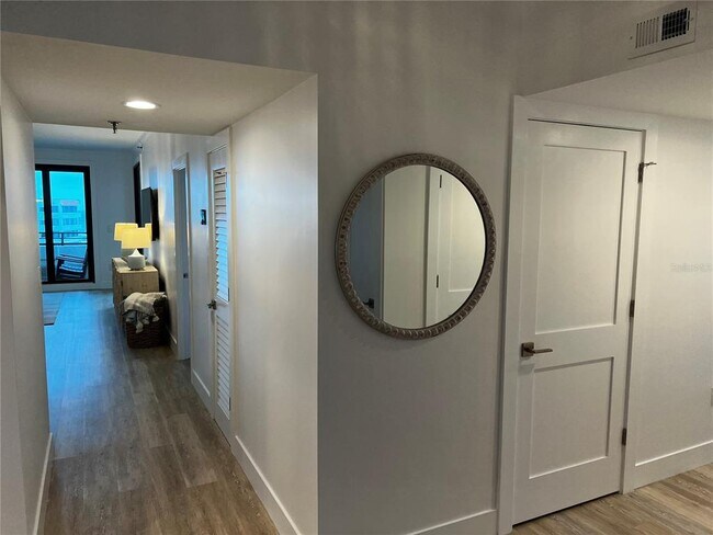 Photo - 1465 Gulf of Mexico Dr Unit 504