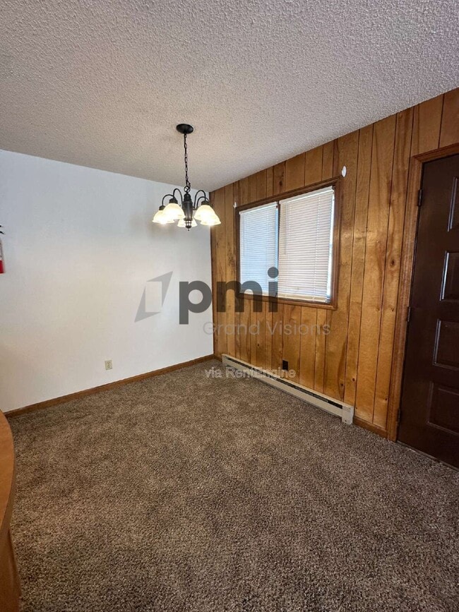 Photo - 955 4th St Unit 4