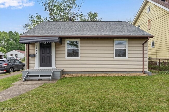 Photo - 13401 Puritas Ave House