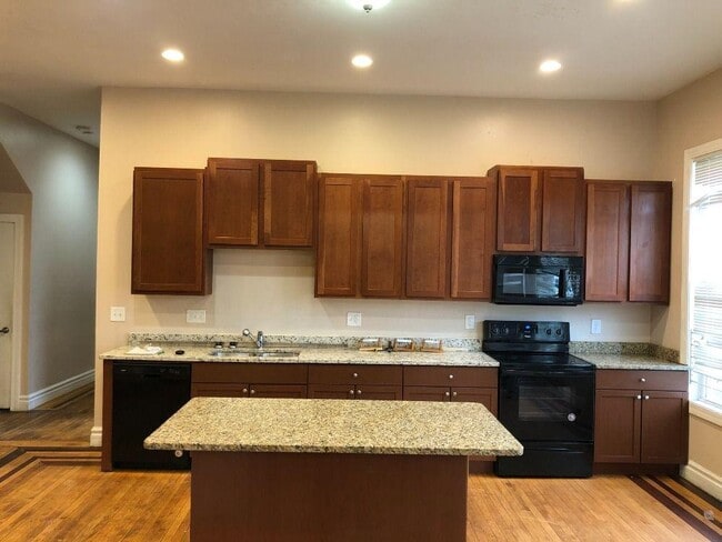 Building Photo - 955 N 17th St Rental