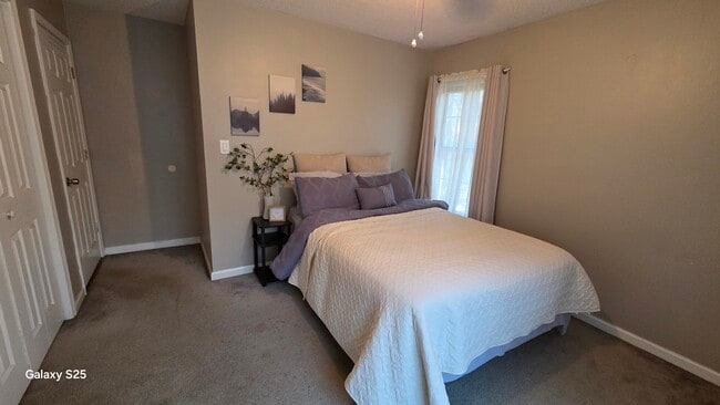 Photo - 2005 Mt Vernon Rd