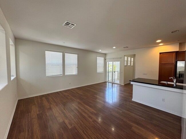 Photo - Riverpark Townhome