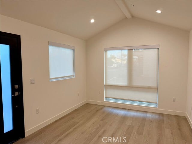 Photo - 5974 Jamieson Ave