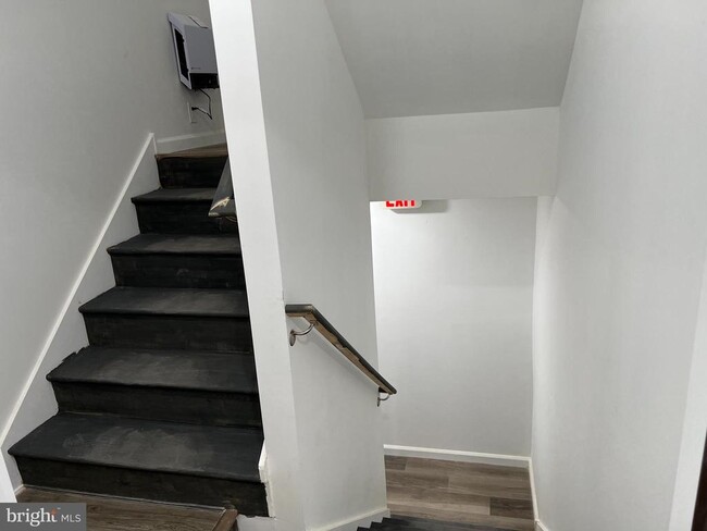 Building Photo - 2814 Master St Unit B