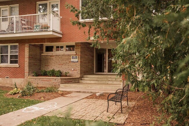 Photo - 388 Irwin Miller