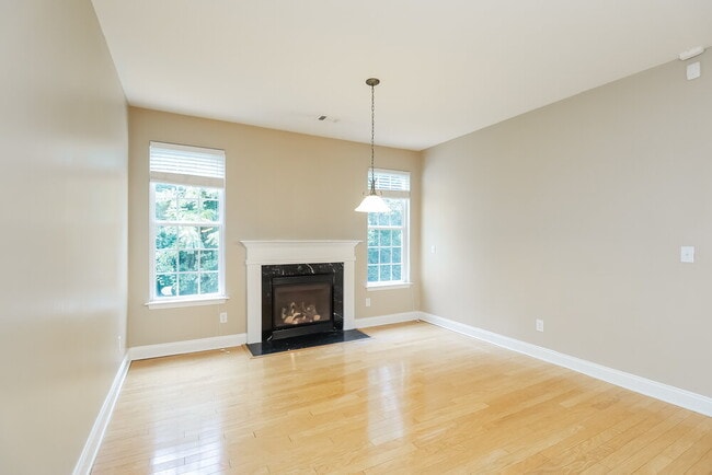 Photo - 10023 Montrose Dr