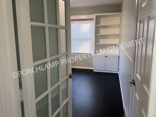 Photo - 2621 Coit Ave NE