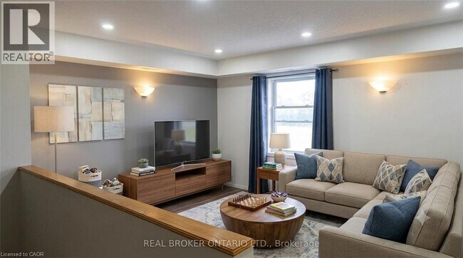 Photo - 52 Wellington St Unit 3