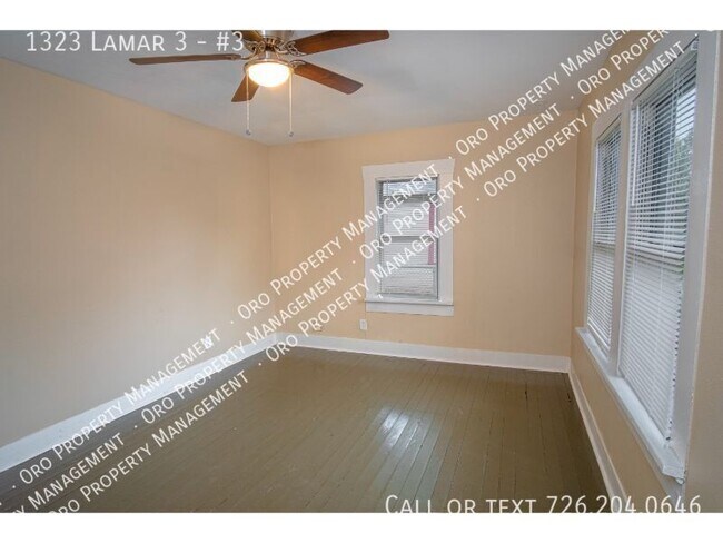 Photo - 1323 Lamar St Unit #3