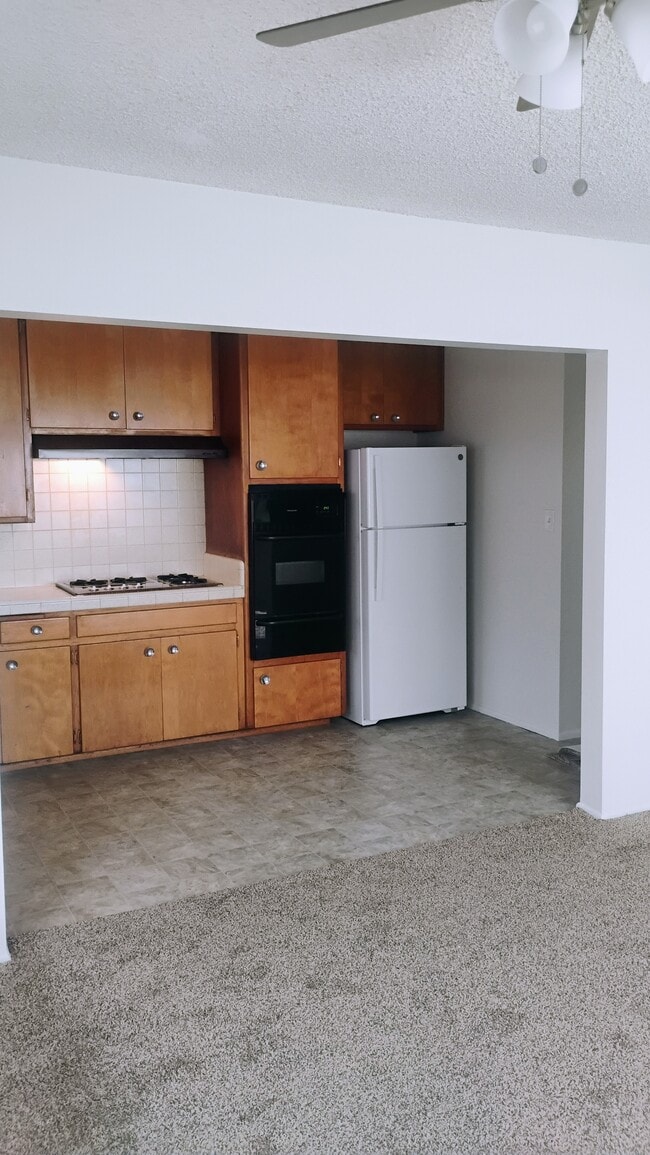 Photo - 7424 Magnolia Ave Unit H