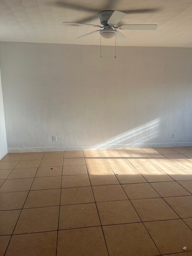 Photo - 1340-1342 NE 7th Ave