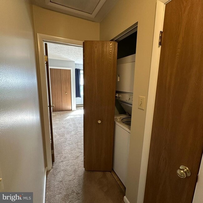 Photo - 1088 Westgate Dr
