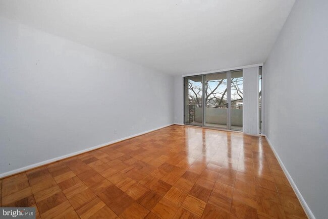 5101 River Rd Unit 609