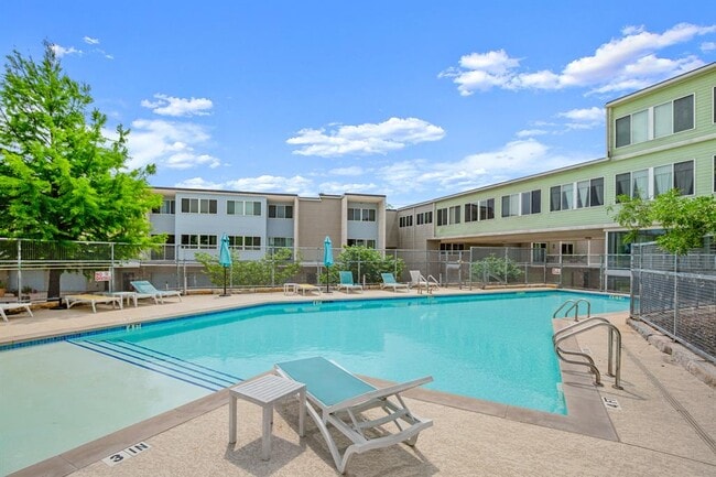 Photo - 604 N Bluff Dr Unit 228