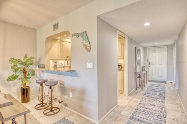 Photo - 5640 Golf Pointe Dr Unit 101