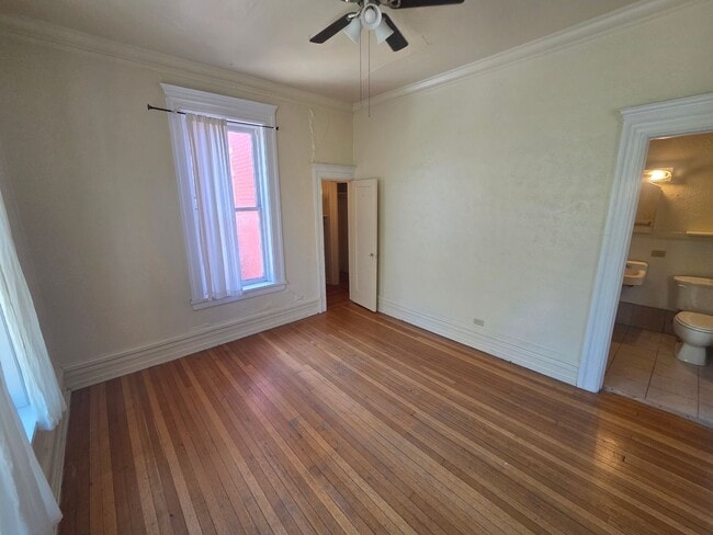 834 N Clarkson St Unit 3