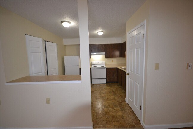 Dogwood Apartments
