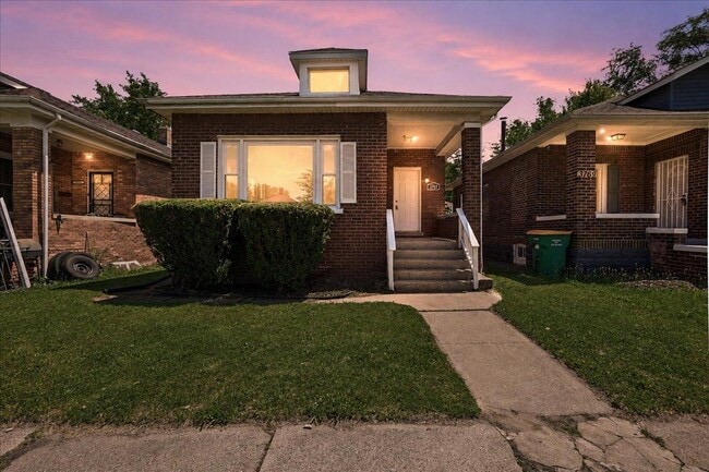 Photo - 3761 Jackson St