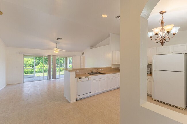 Photo - Charming 3 Bedroom 2 Bathroom Home in Lehi...