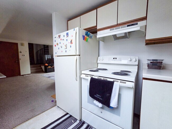 Photo - 438 W Wilson St Unidad #3