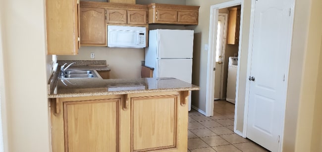 Photo - 904 S Palm Dr Unidad 1