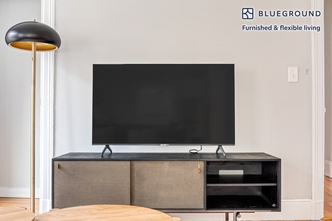 Photo - 112 Winthrop Rd Unidad FL3-ID535