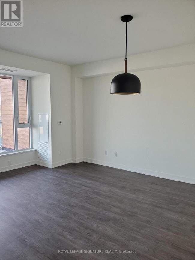 Photo - 2 David Eyer Rd Unité 229