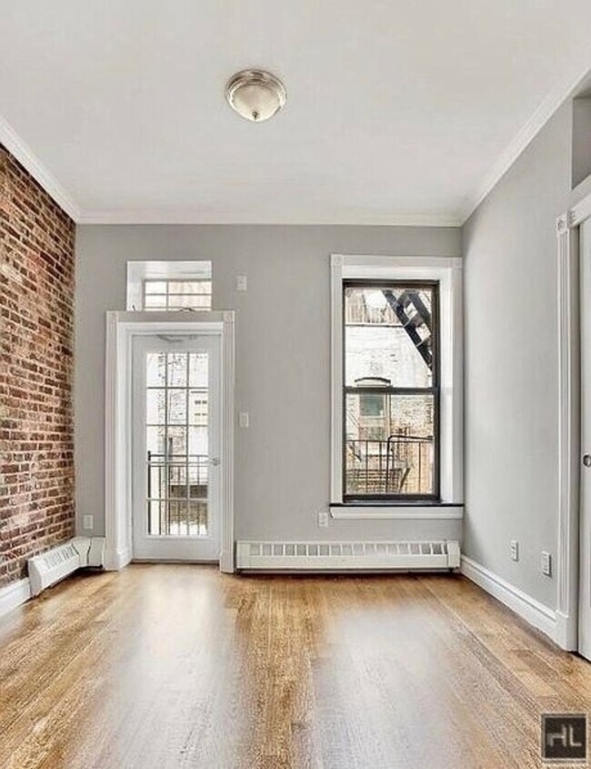 Building Photo - E 28TH ST.