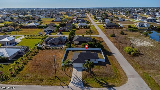 Building Photo - 1230 NW 13th Ave