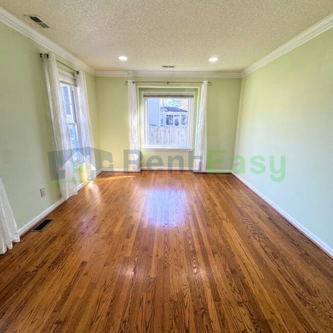 Photo - 1001 Fox Rdg Ct